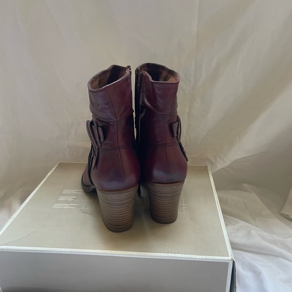 Ankle Booties with Vintage Charm and western flare - Picture 7 of 9